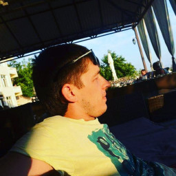 Роман, 41
