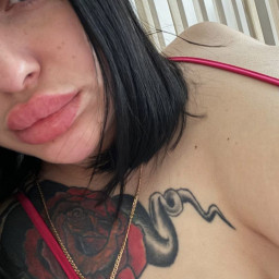 Nika, 29