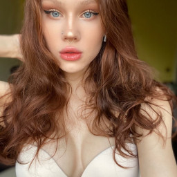 Sabina, 25