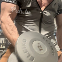 Sergio, 43
