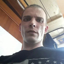 Саша, 41