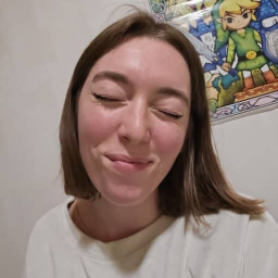 Maria Elisa, 28