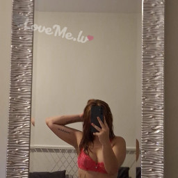 Sintija, 21