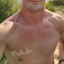 Aleks, 39