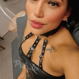 Valentina, 21