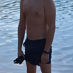 Alex, 34