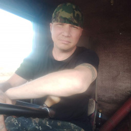 Денис, 44