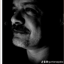 Guntars, 61