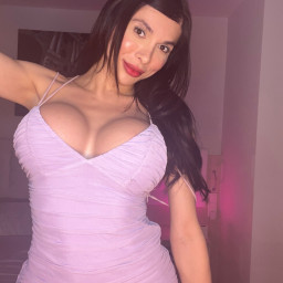 TS Angie, 27