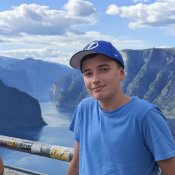 Maksim, 19