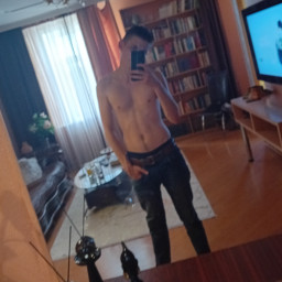 Janis, 24