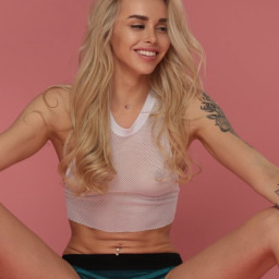 Helena, 28