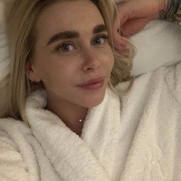 Helena, 28