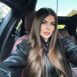 Karina, 30