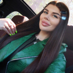 Karina, 30