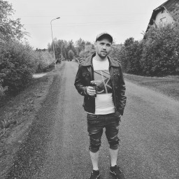 Raitis, 39