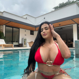 Sandra, 40