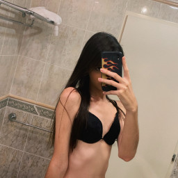 Emilie 🔥, 26