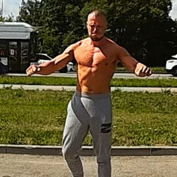 Alex, 36