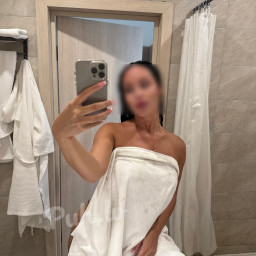 Sofija, 25