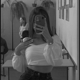 Miss, 23