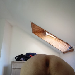 Maris, 44