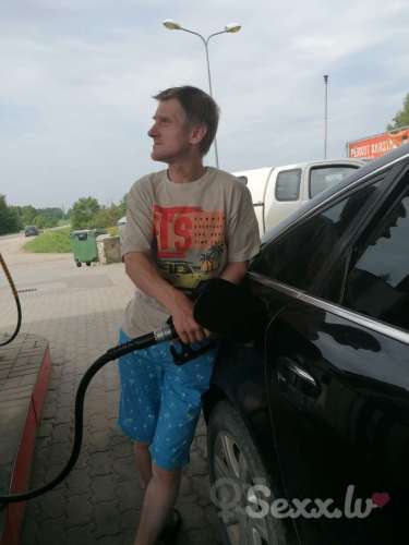 Meklēju sievieti nopietnām attiecībām no 30-38 gadi kas zin varbūt kopā brauksim...